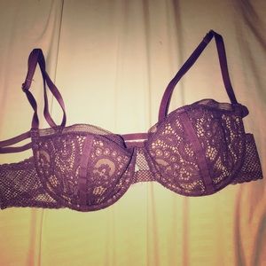 Bra Victoria secret purple lace underwire